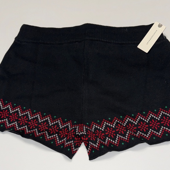 Beach Riot Black Sweater Shorts with Red and Green Design - Picture 4 of 4
